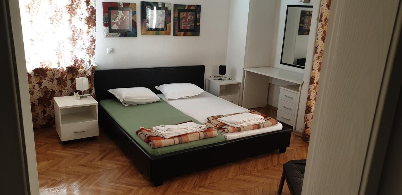 Risto Apartment สโกเปีย ภายนอก รูปภาพ